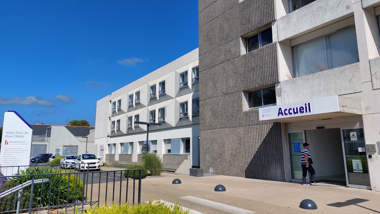 Hôtel Dieu de Pont lAbbé Hospitalité Saint Thomas de Villeneuve